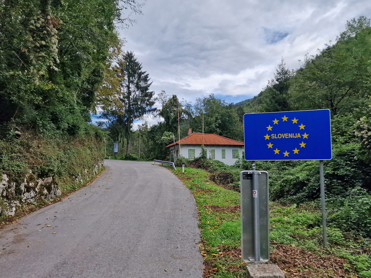 livek-road.jpg