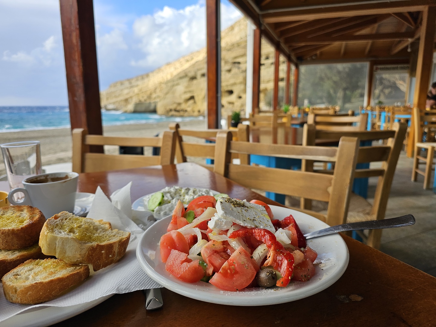 matala-beach8.jpg