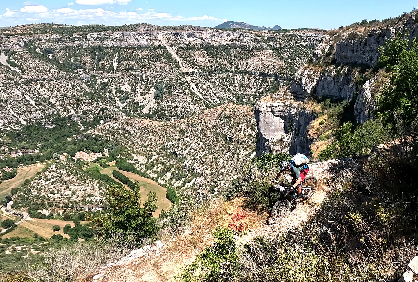 navacelles-trail2.jpg