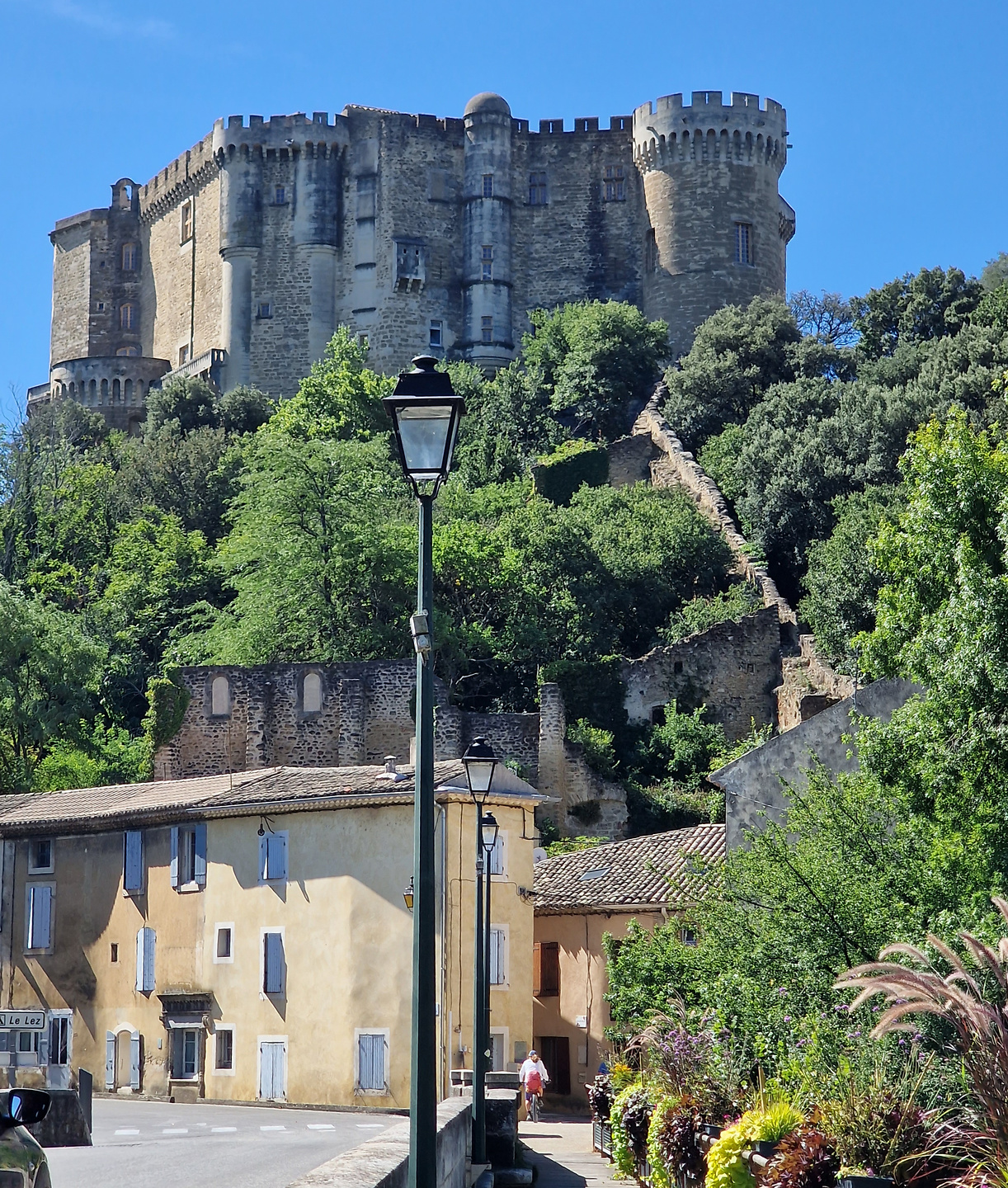 nyon-road3.jpg