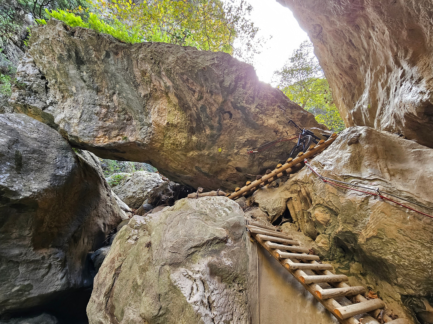 patsos-gorge16.jpg