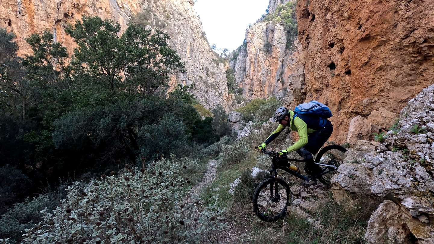 patsos-gorge6.jpg