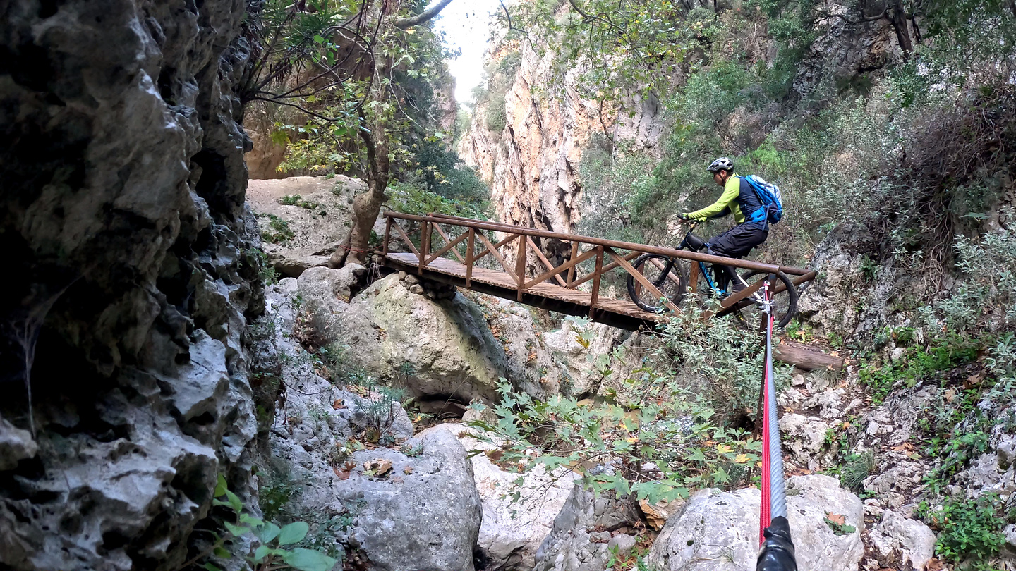 patsos-gorge9.jpg