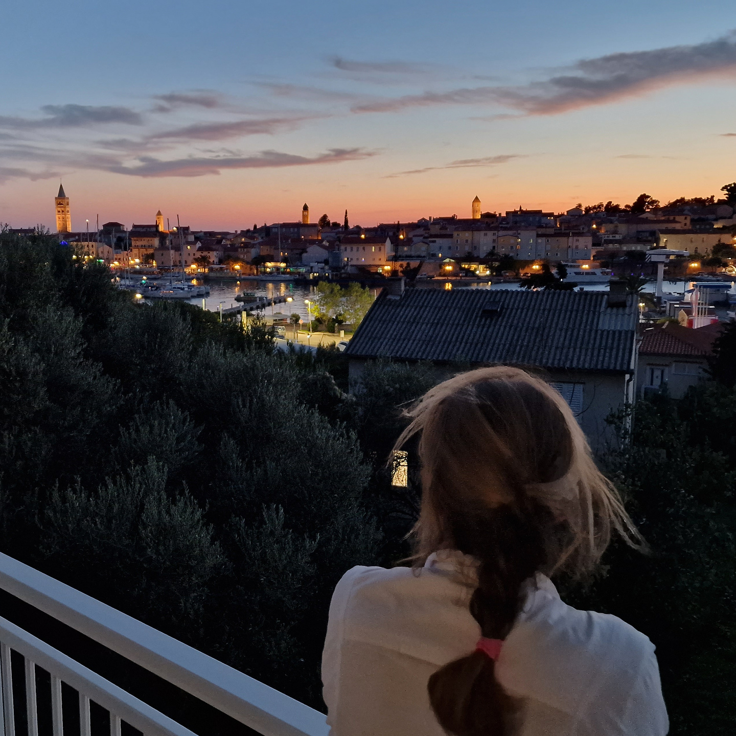 rab-town1.jpg