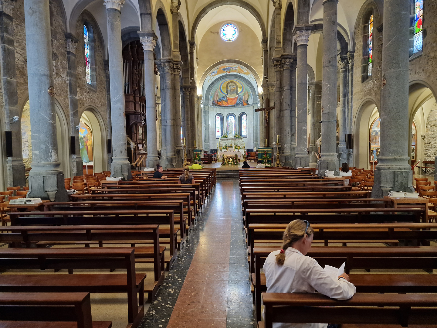 salette-church1.jpg
