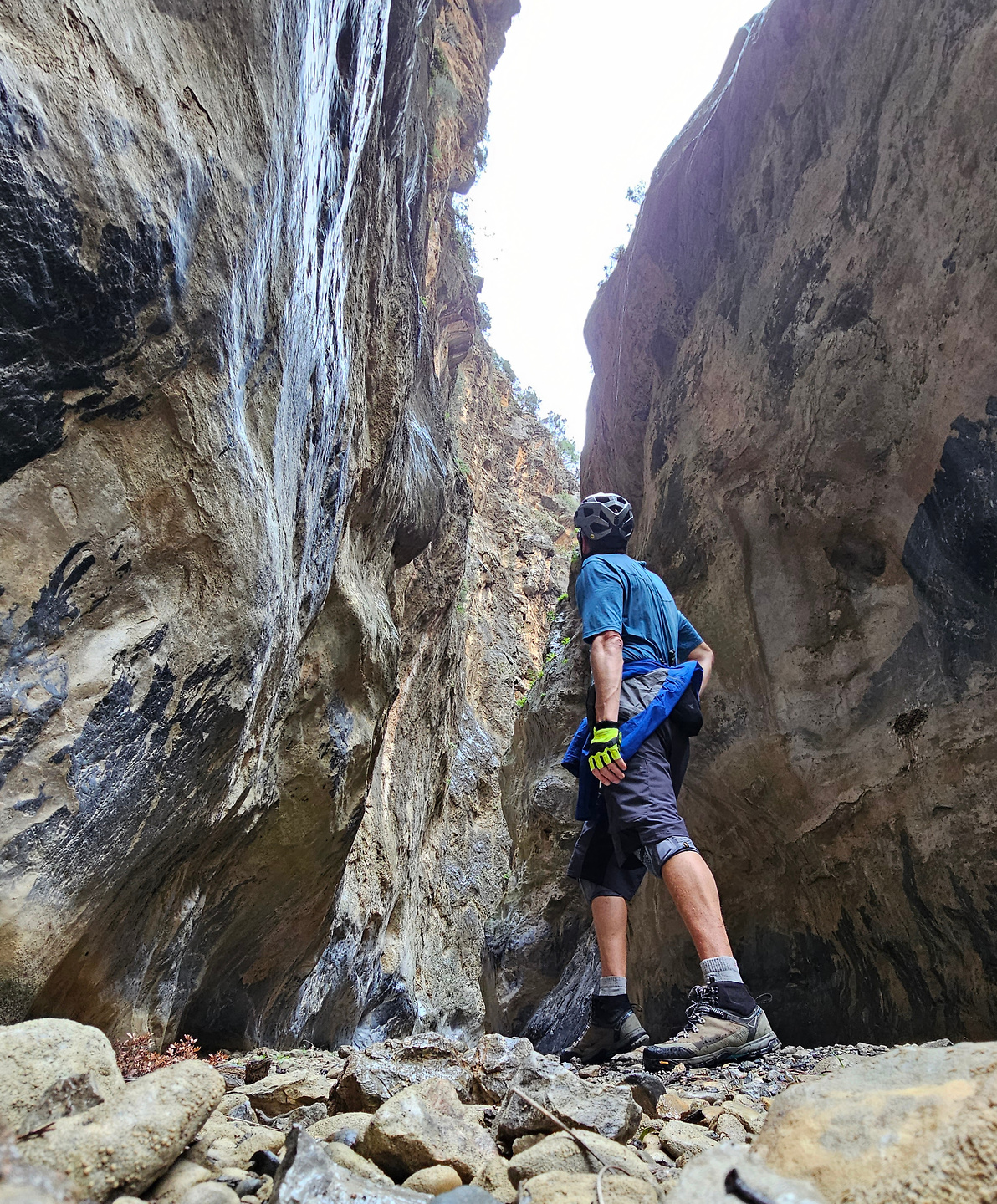 sarakinas-gorge4.jpg