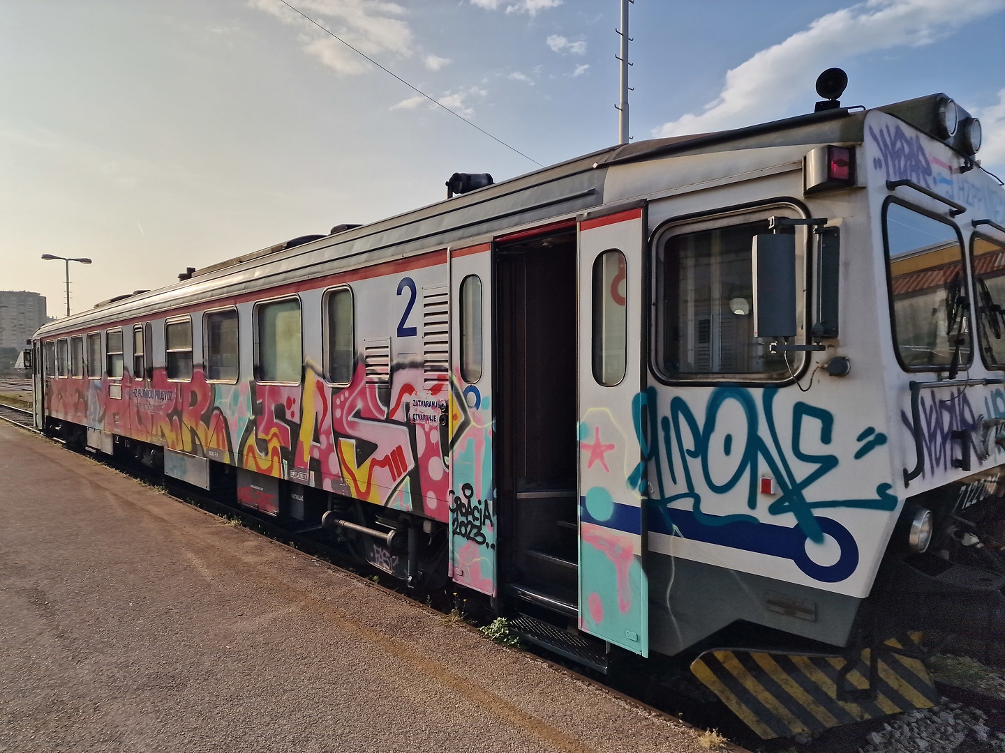 sibenik-train1.jpg
