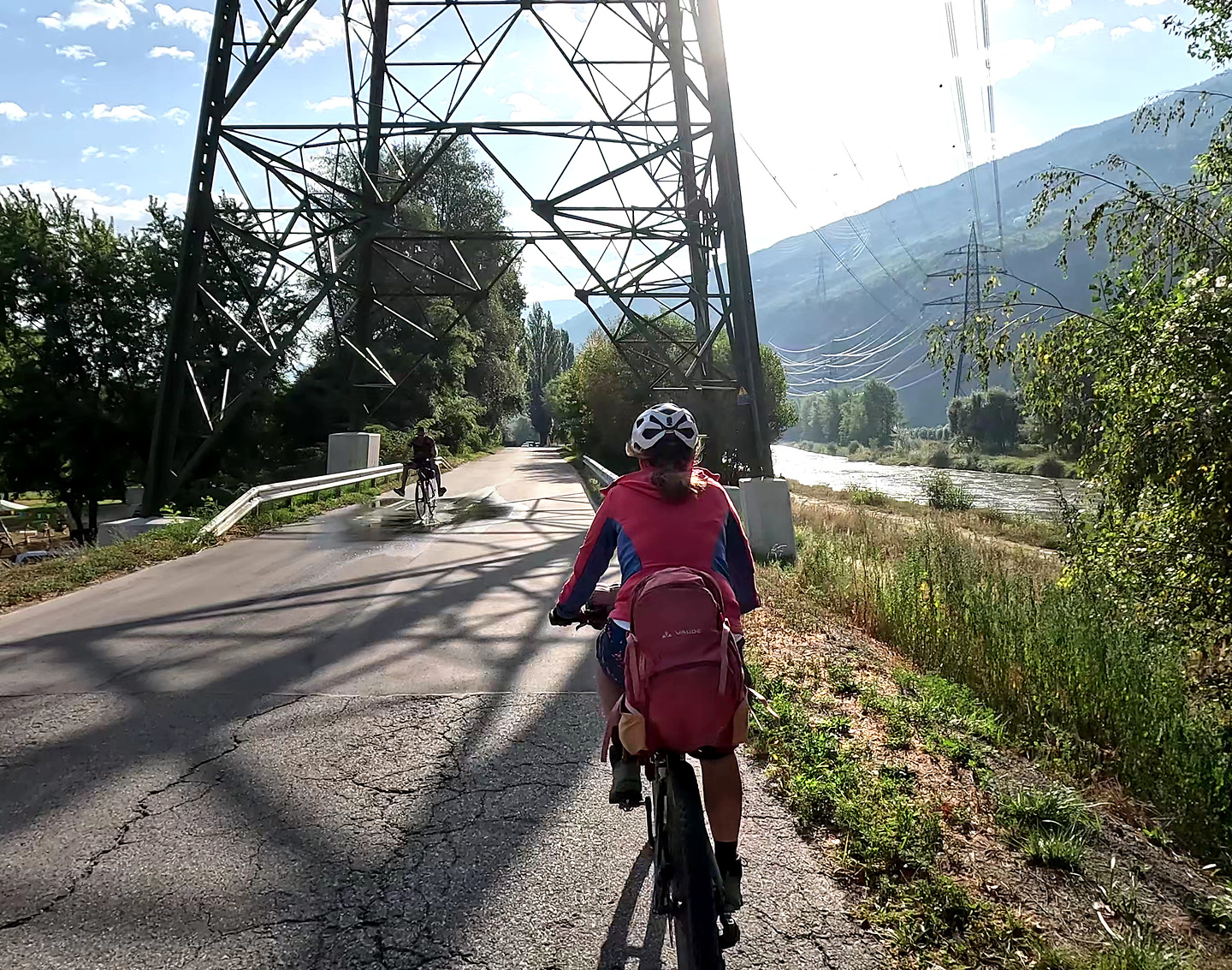 sion-cyclepath1.jpg