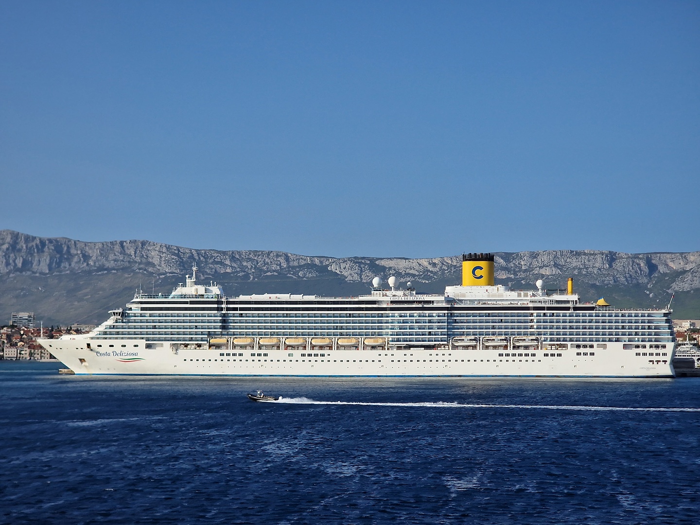 supetar-boat1.jpg