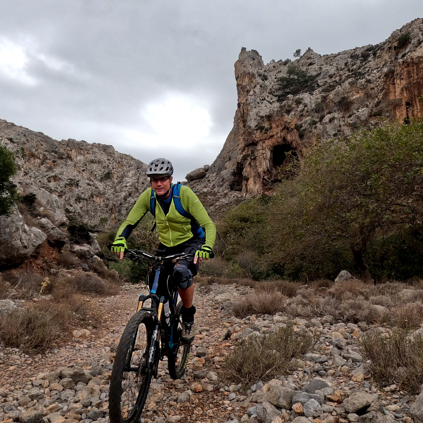 zakrosgorge-trail7.jpg