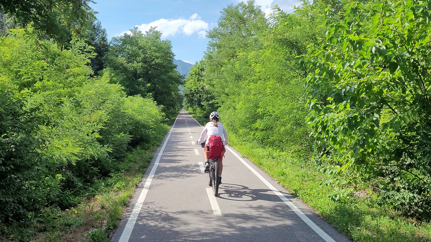 gemona-cyclepath.jpg