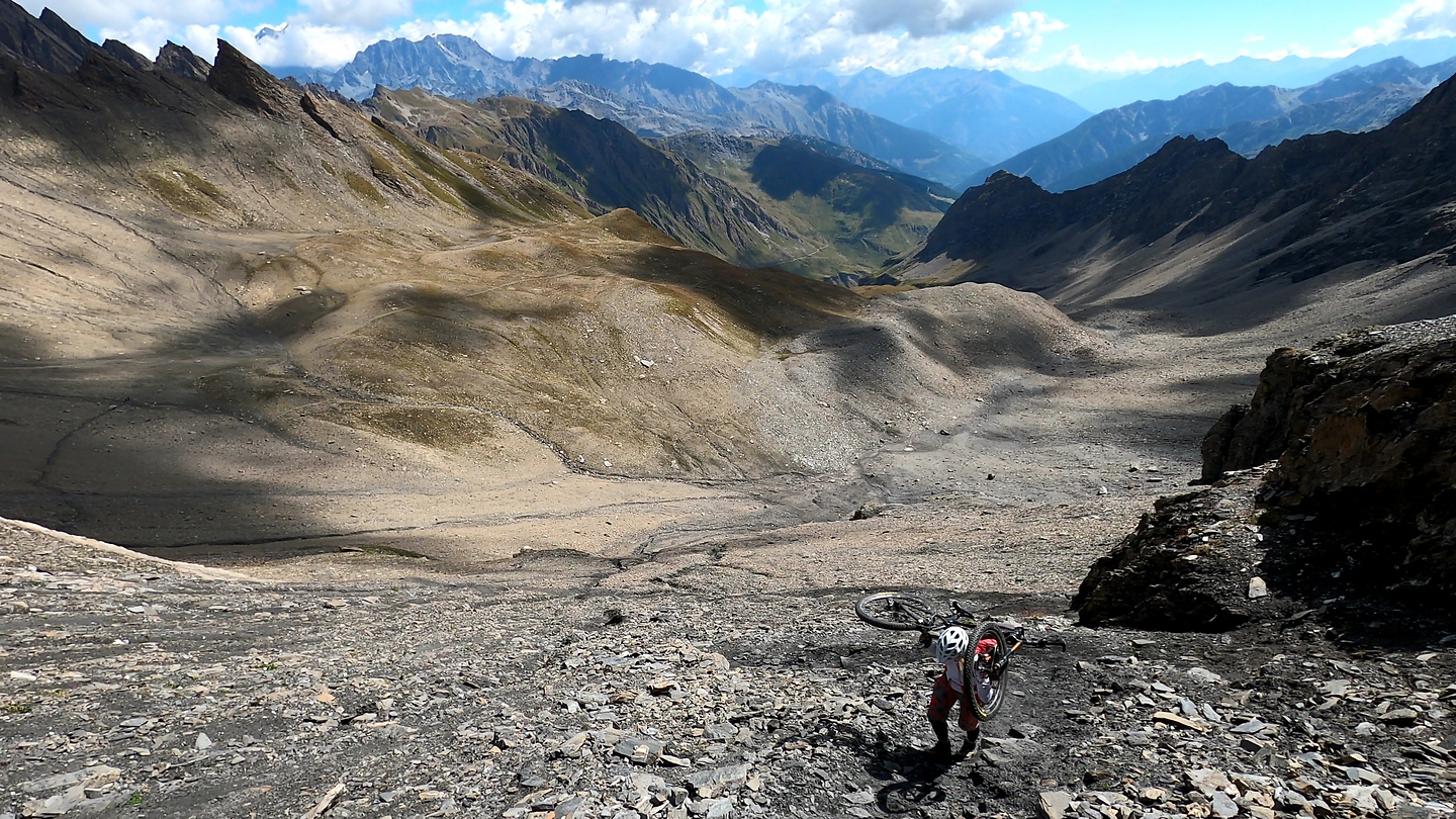 malatra-uphill5.jpg