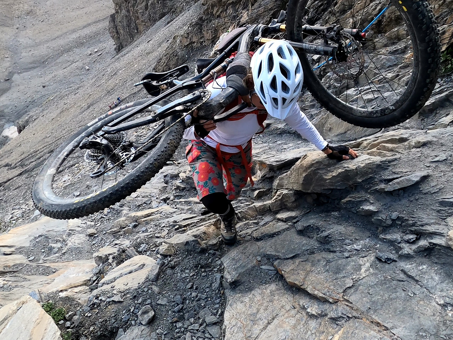 malatra-uphill8.jpg
