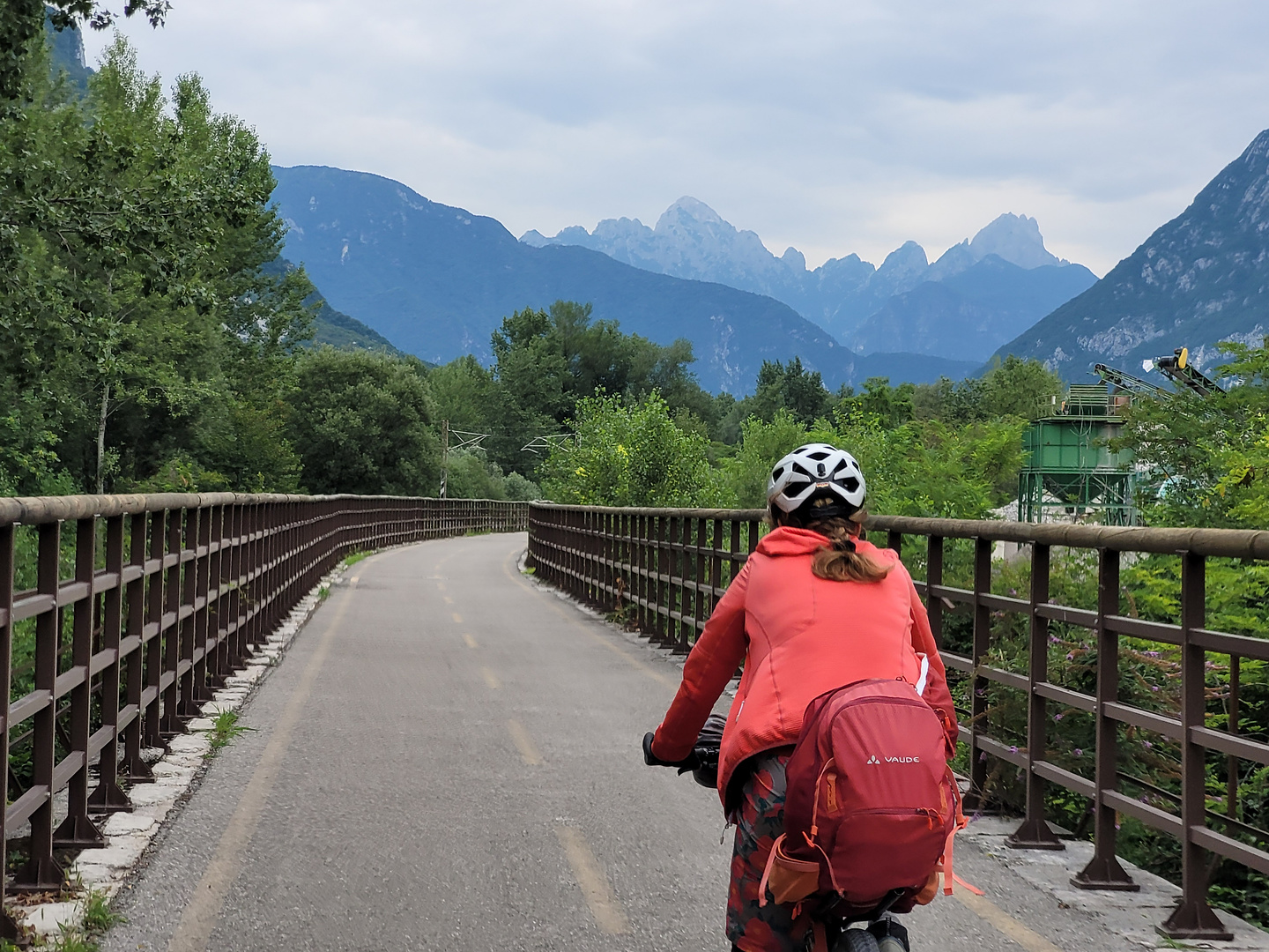 tolmezzo-cyclepath1.jpg
