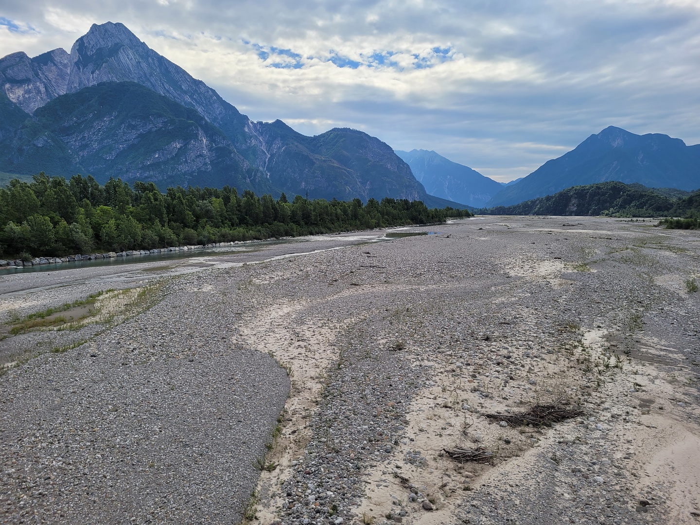 tolmezzo-cyclepath2.jpg