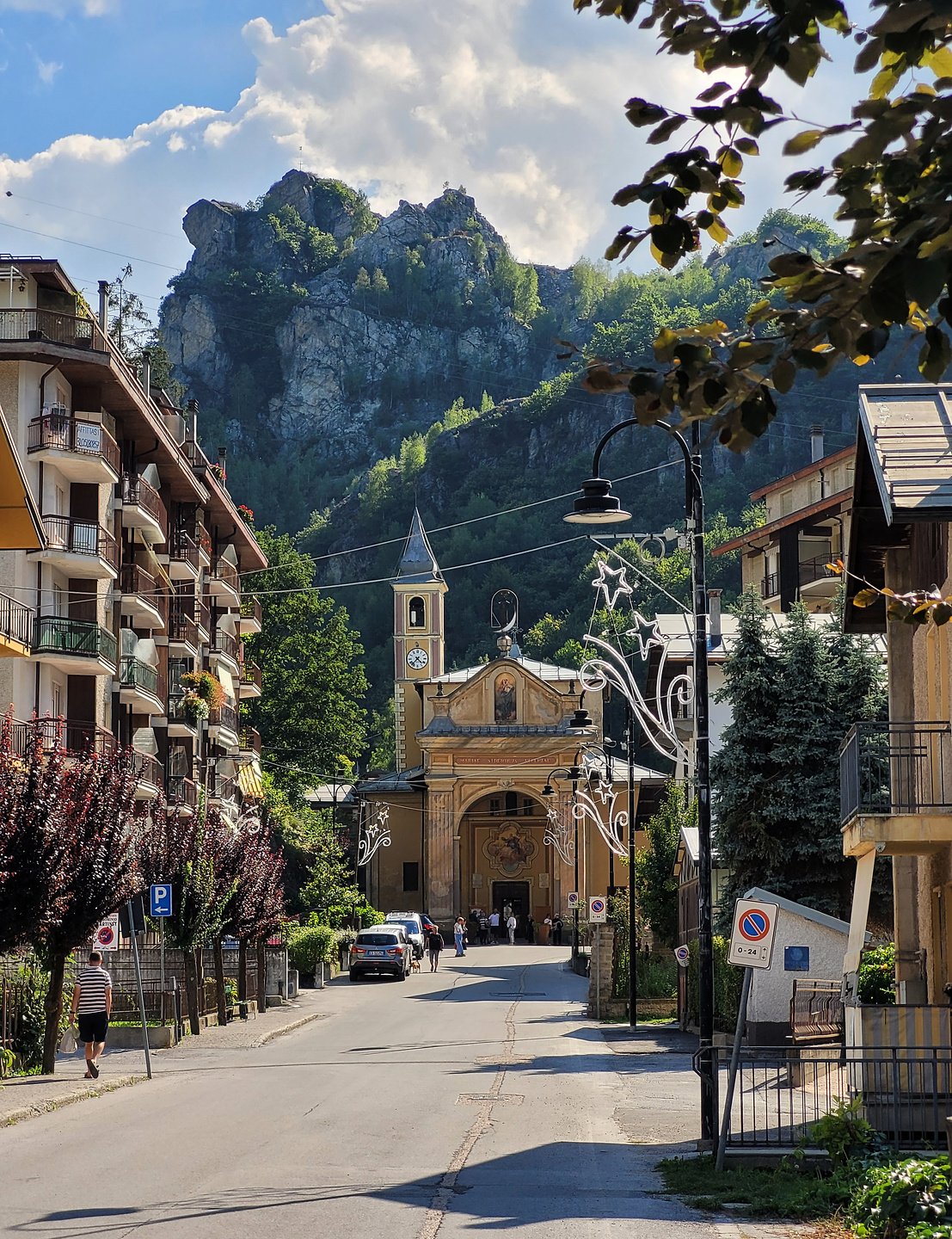 vernante-town1.jpg