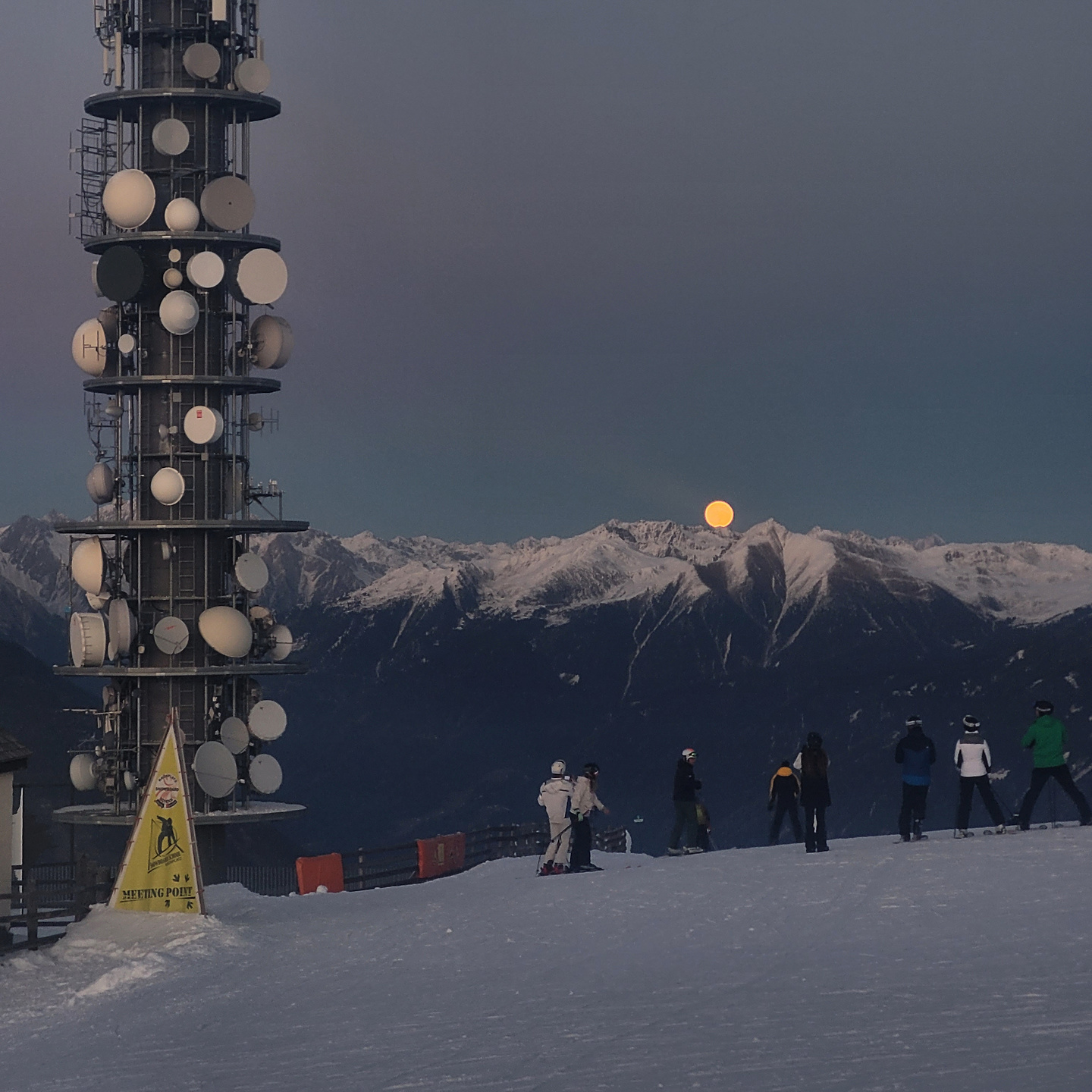 kronplatz22-moonrise3.jpg