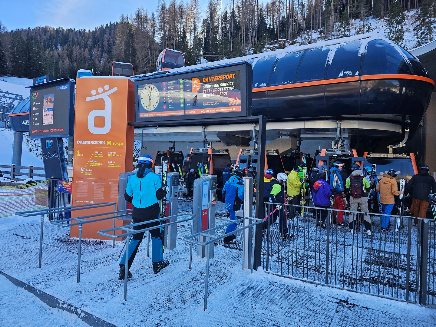 ski25-canazei33.jpg