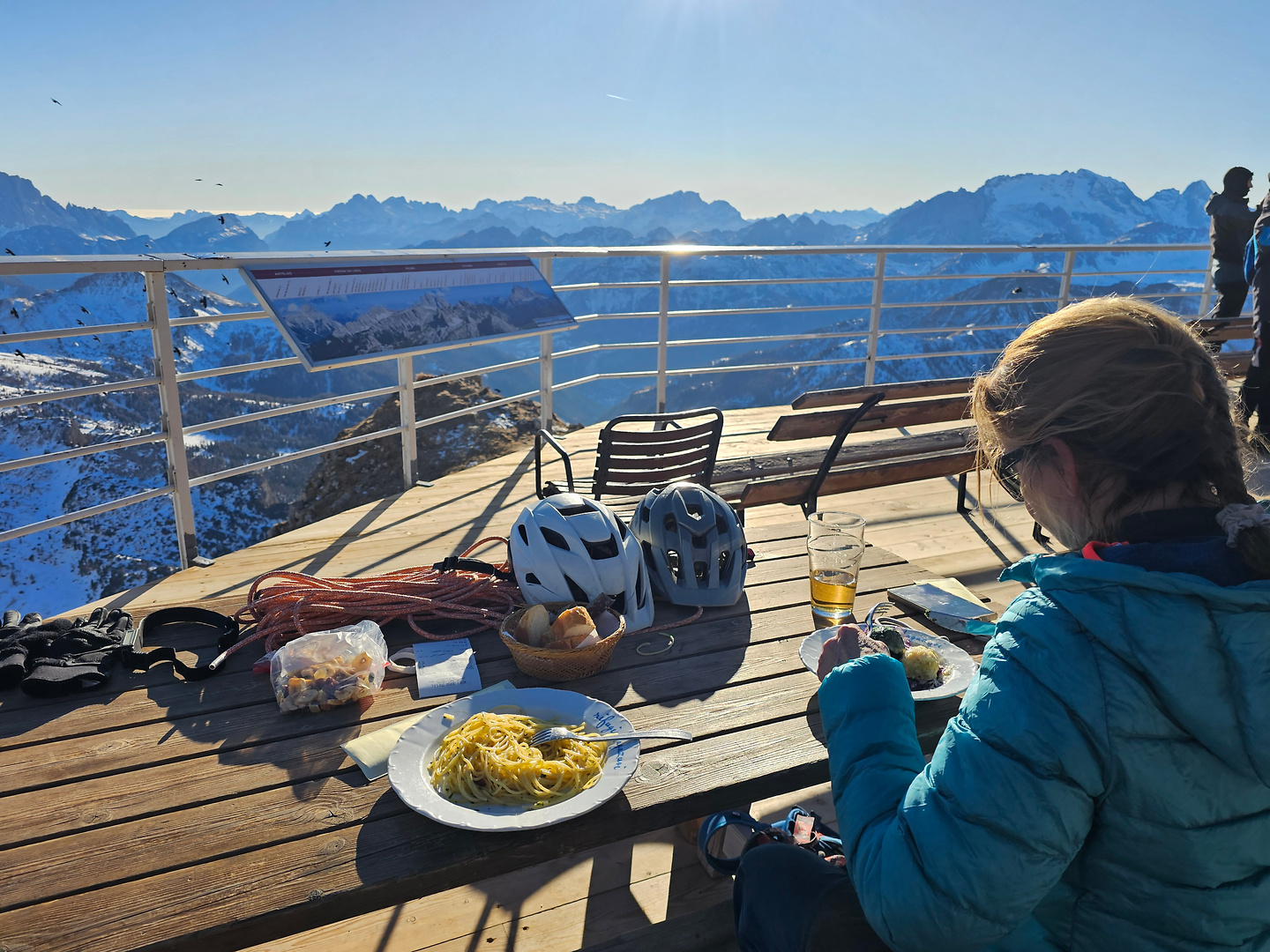 ski25-lagazuoi39.jpg