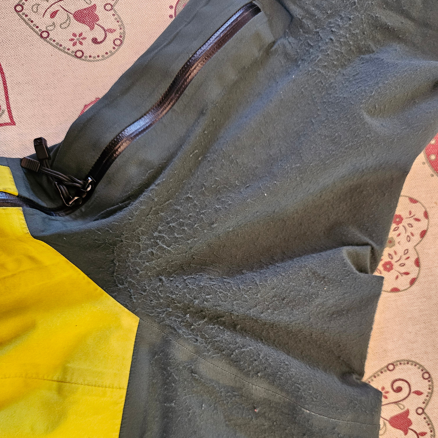 ski25-ortovoxjacket1.jpg