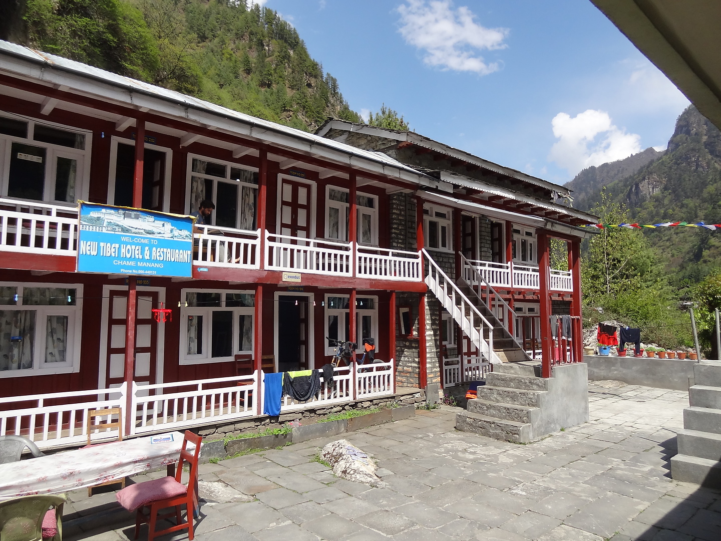 chame-hotel.jpg