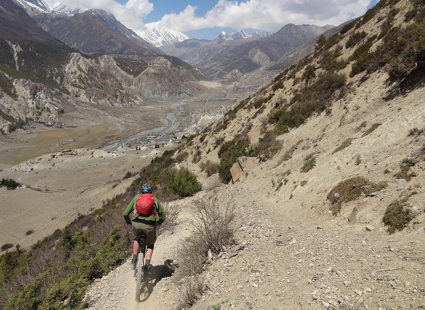 chulu-trail10.jpg