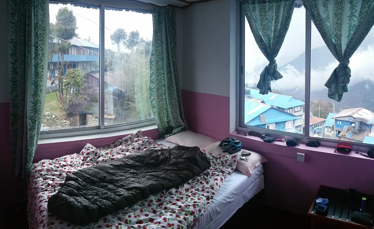 ghorepani-room.jpg