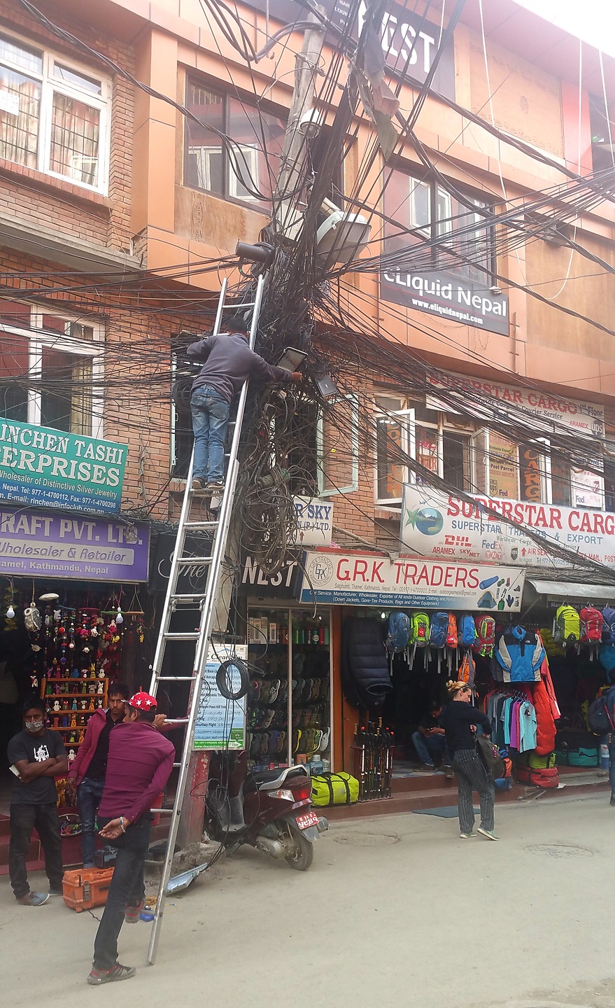 kathmandu-powerlines.jpg