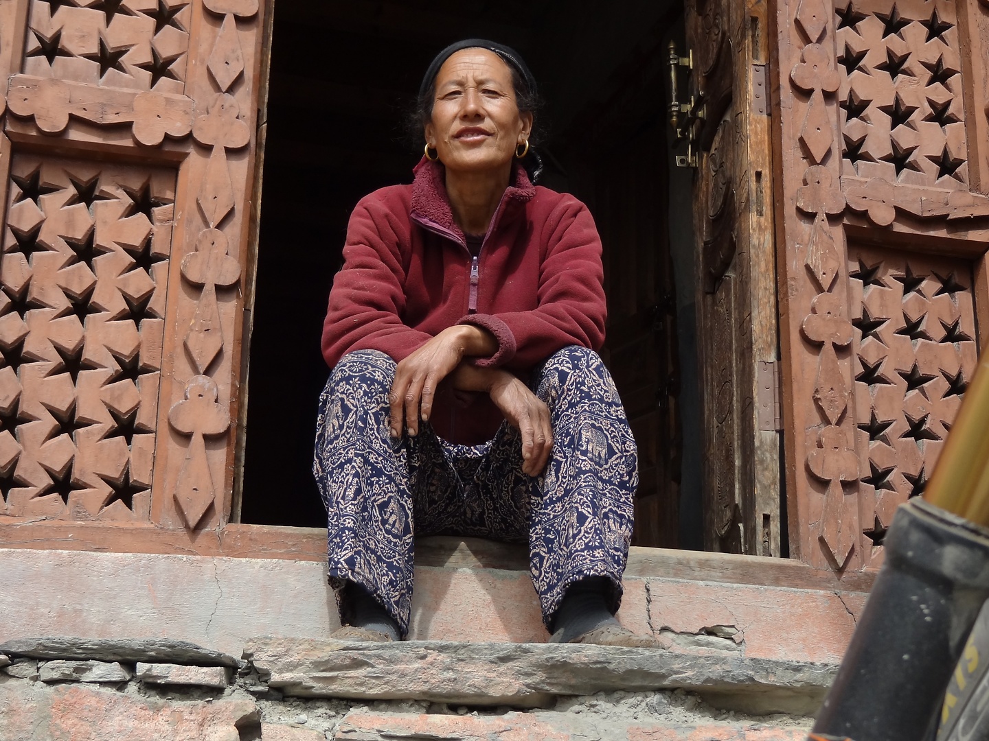 khangsar-tealady.jpg
