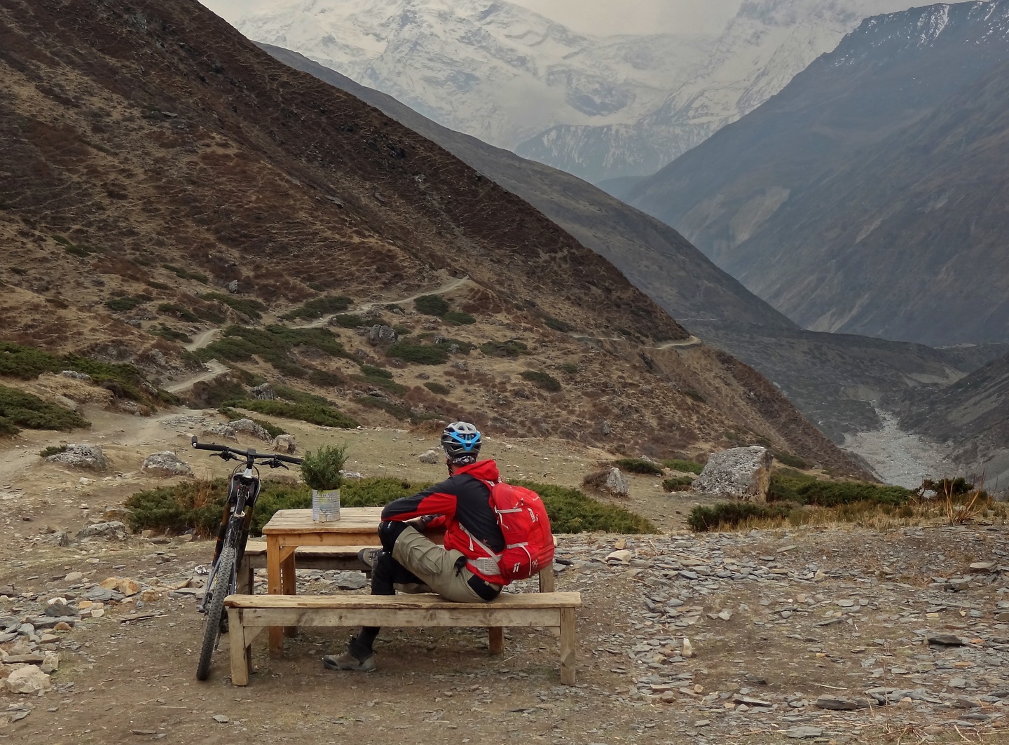 thorongla-bench.jpg