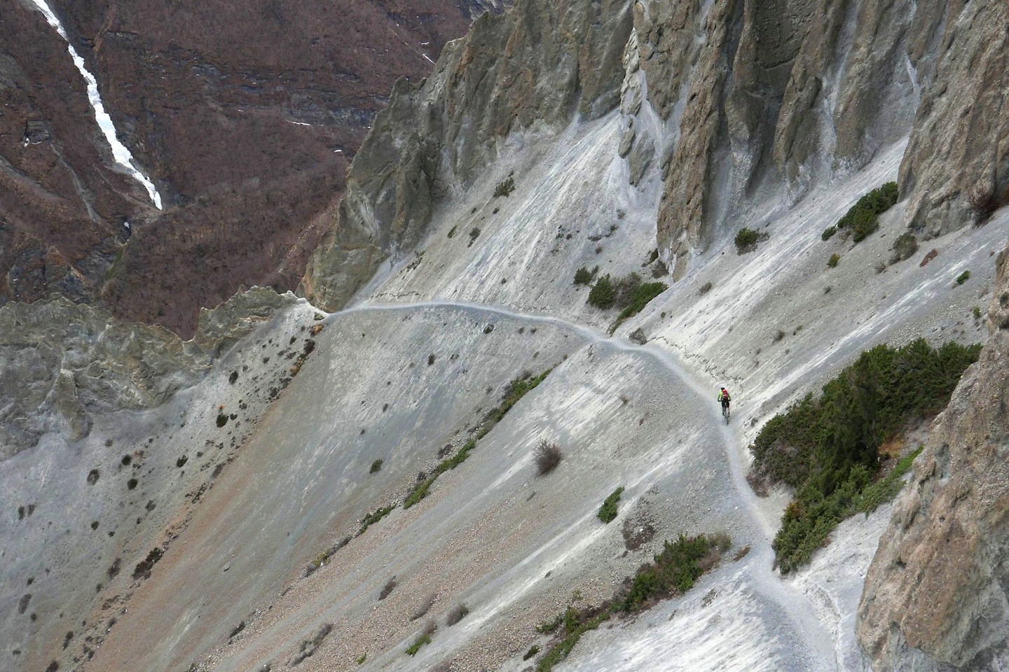tilichobase-berghecht17.jpg