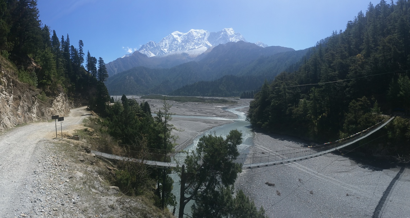 tukuche-swingbridge.jpg