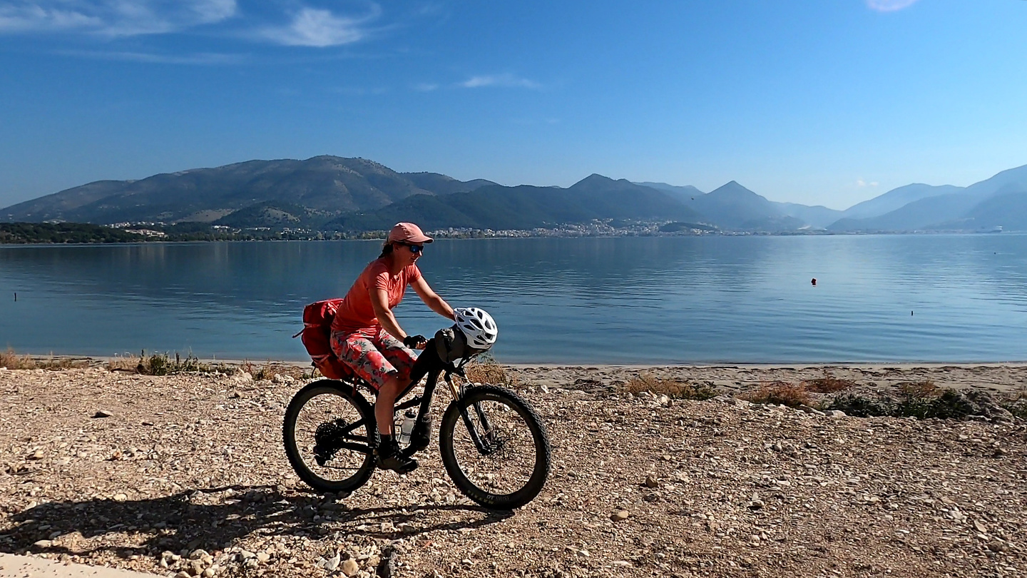 igoumenitsa-road3.jpg