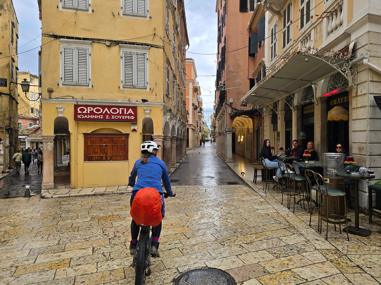 corfu-town1.jpg