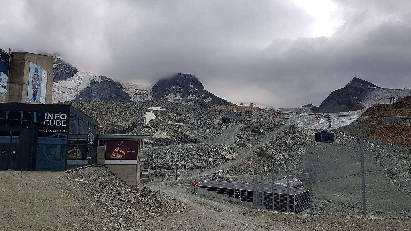 zermatt-glacieruphill1.jpg
