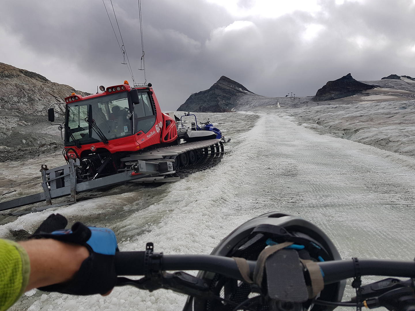 zermatt-glacieruphill3.jpg