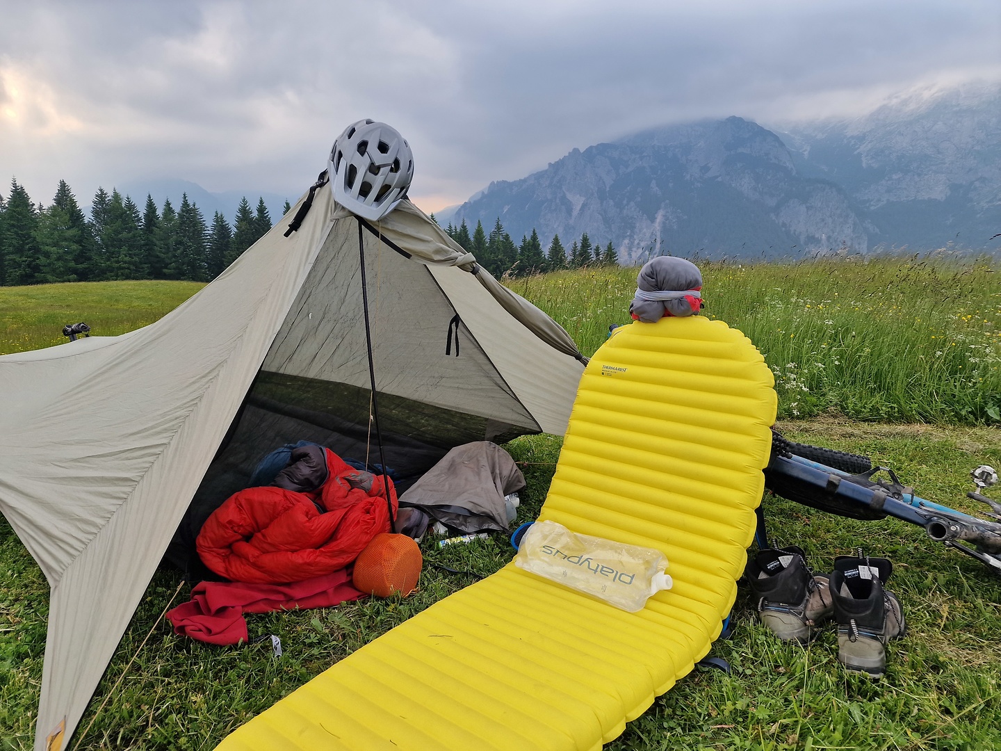 glazzat2-camp2.jpg