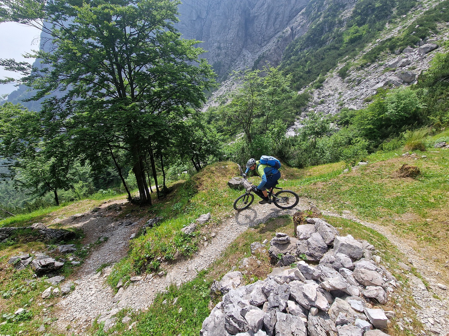 grauzaria-trail1.jpg