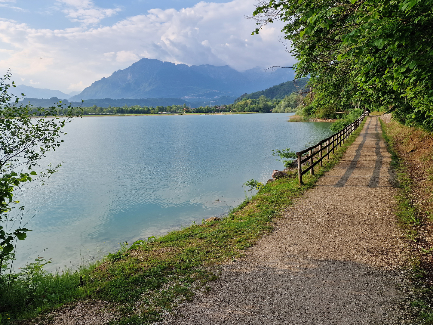 santacroce-lake3.jpg