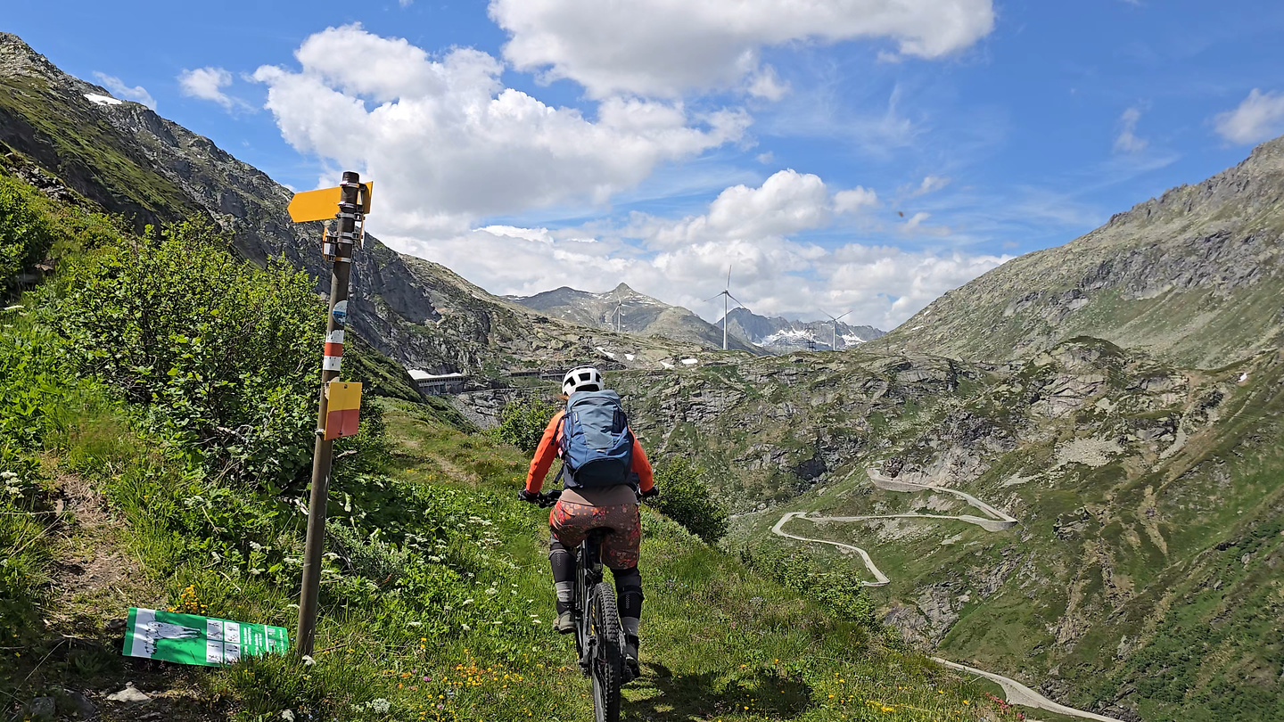 gotthard-trail1.jpg