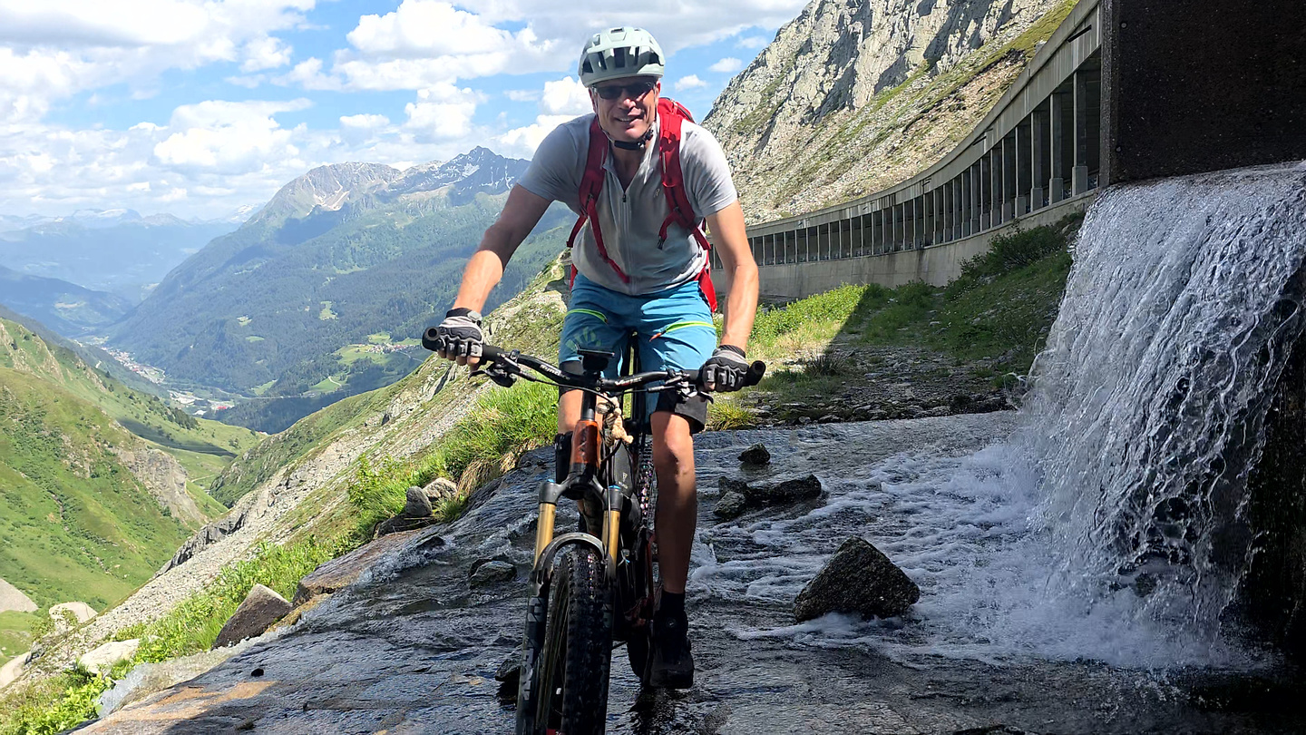 gotthard-trail5.jpg