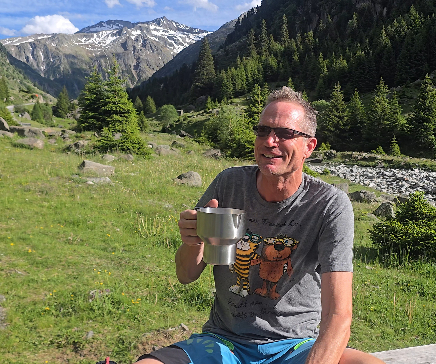 lukmanier-camp3.jpg