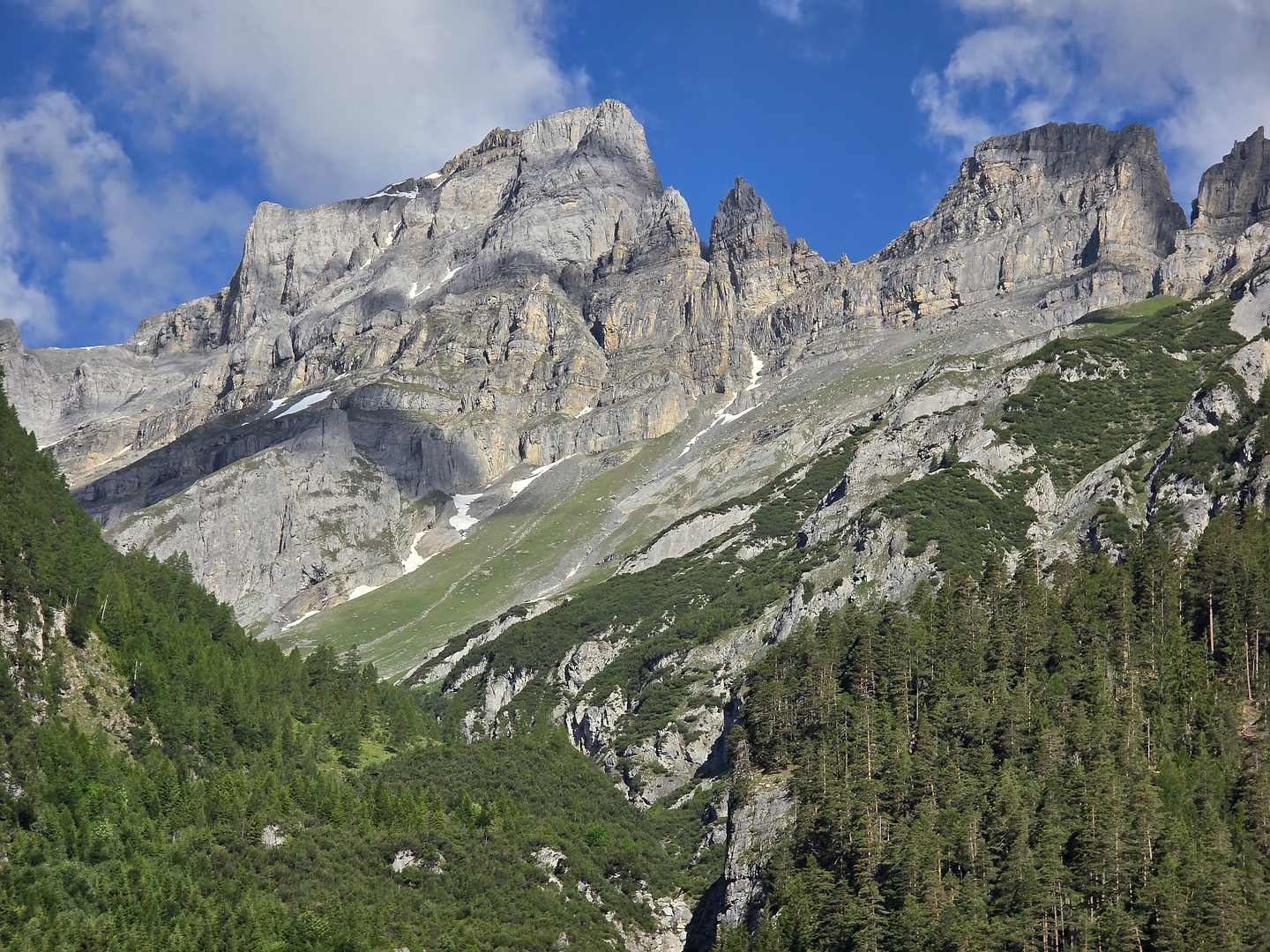 ringelspitz-uphill1.jpg