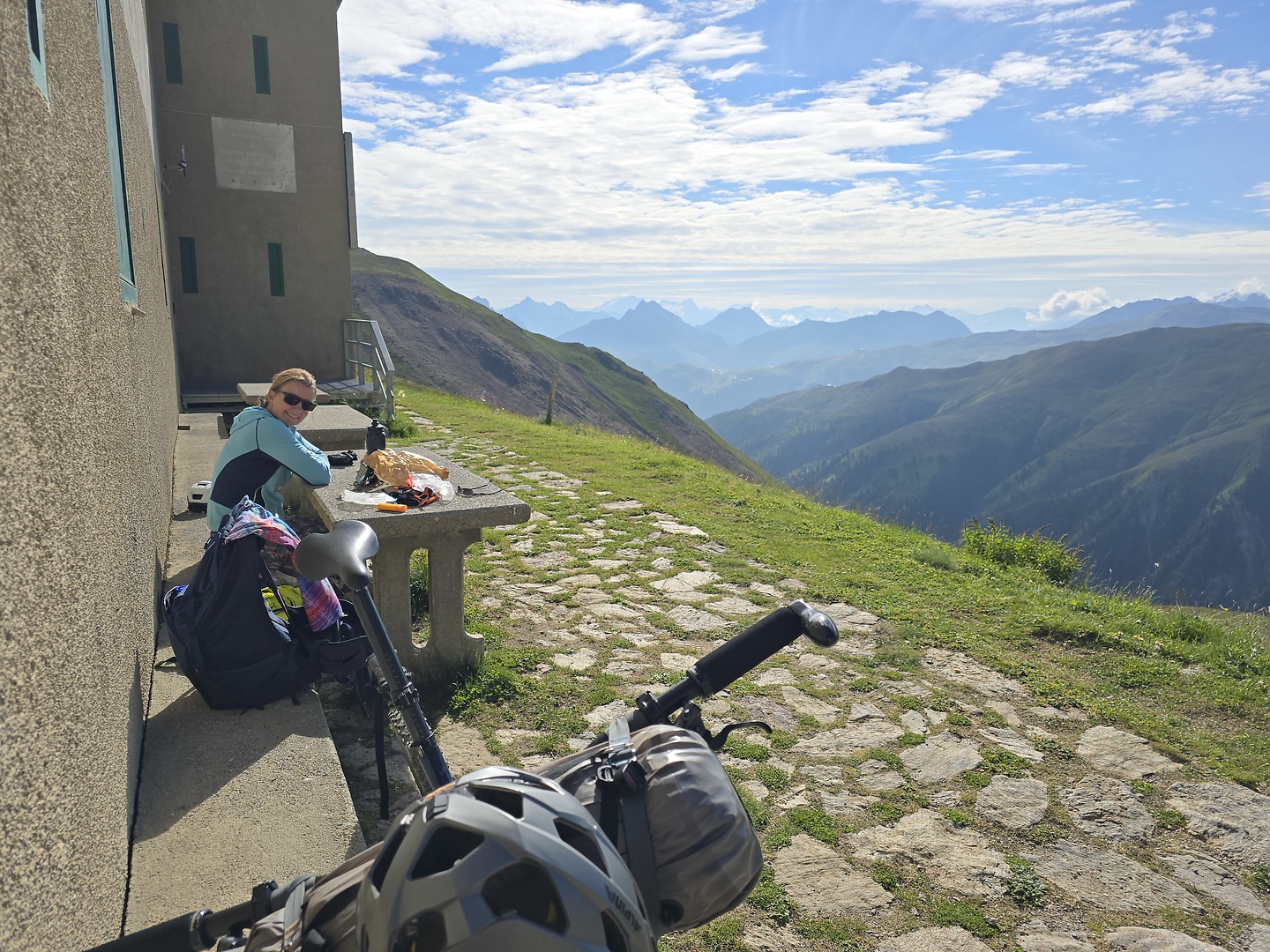 chaschauna-uphill9.jpg